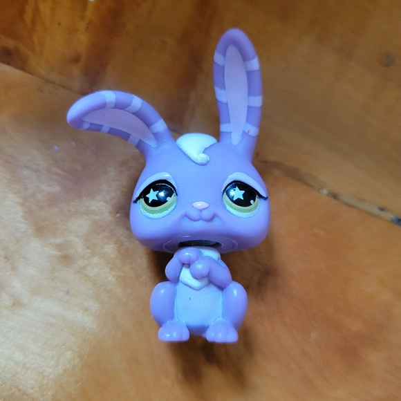 Littlest Pet Shop LPS #828 Bunny Rabbit Purple Striped Green Eyes 2007 - Picture 10 of 10